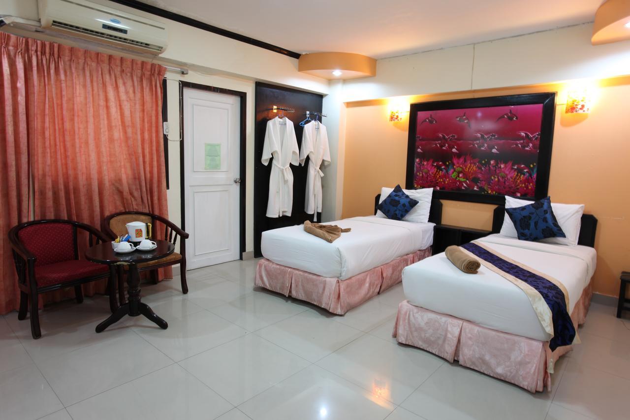 Home Pattaya Hotel Buitenkant foto